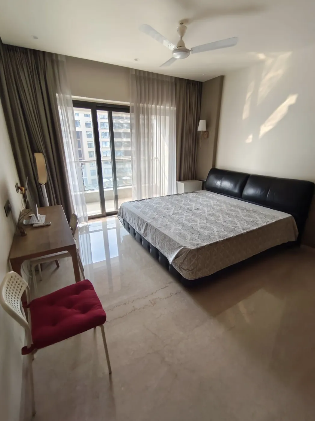 Signia Pearl — Bandra East (6)